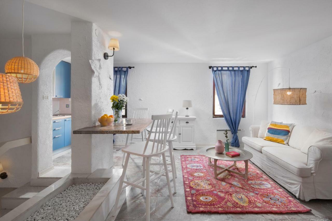 Villa Cissa Apartments By Irundo 罗维尼 外观 照片